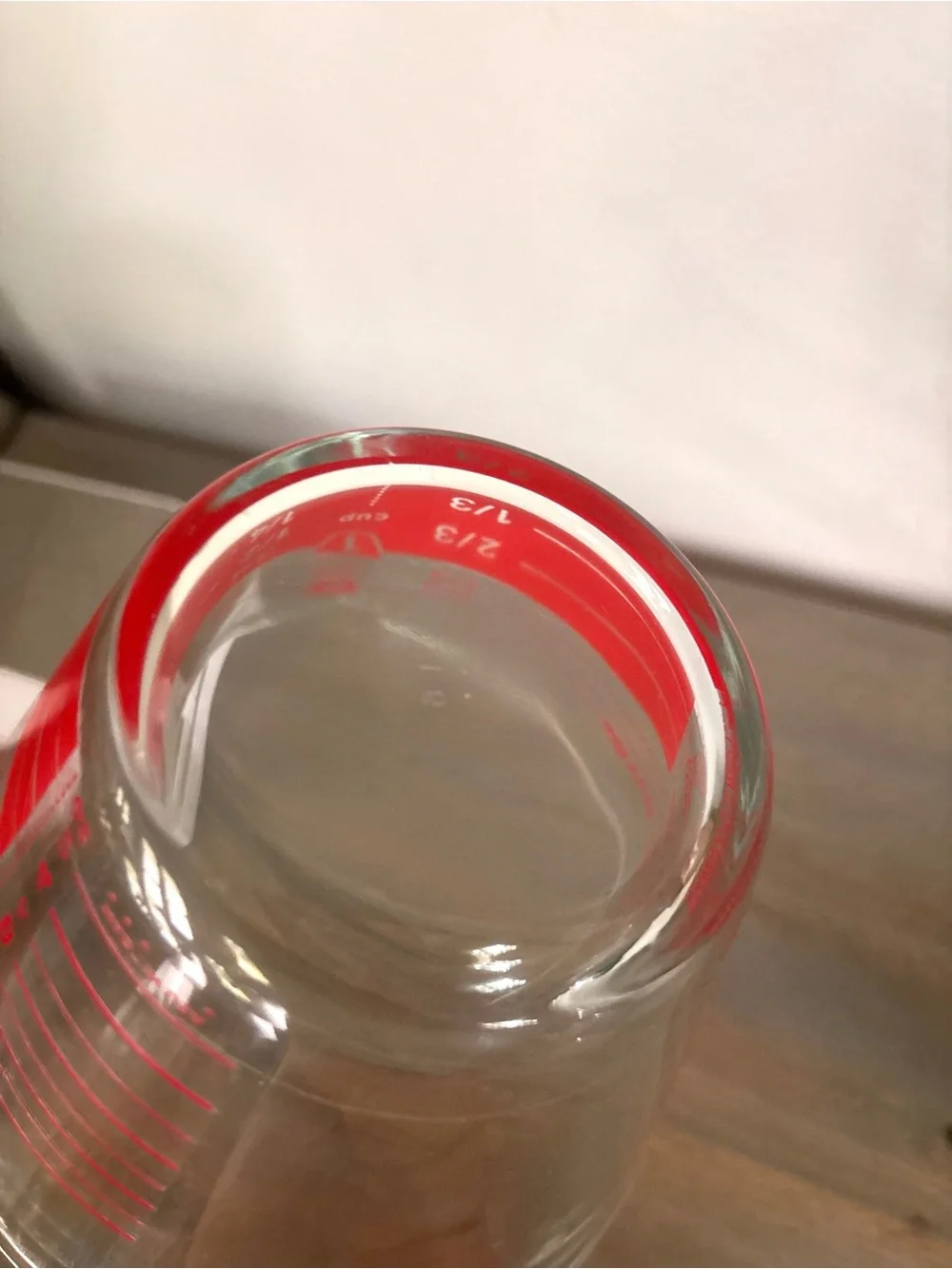 Vintage Pyrex 2 Cup Reverse/ Inverted Print Read Red Letter Measuring Cup